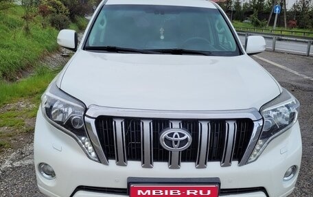 Toyota Land Cruiser Prado 150 рестайлинг 2, 2014 год, 3 200 000 рублей, 6 фотография