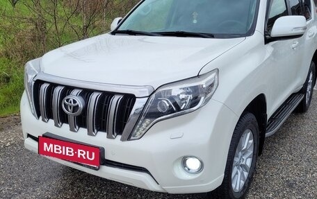 Toyota Land Cruiser Prado 150 рестайлинг 2, 2014 год, 3 200 000 рублей, 11 фотография