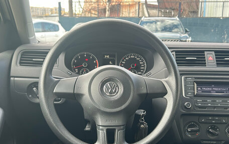 Volkswagen Jetta VI, 2014 год, 1 225 000 рублей, 14 фотография