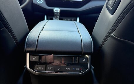 Toyota Highlander, 2026 год, 5 680 000 рублей, 22 фотография