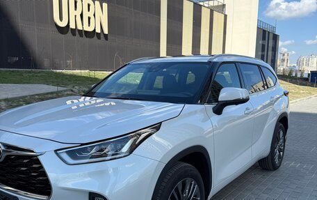 Toyota Highlander, 2026 год, 5 680 000 рублей, 28 фотография