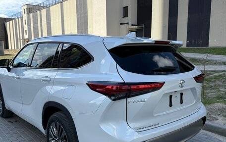 Toyota Highlander, 2026 год, 5 680 000 рублей, 27 фотография