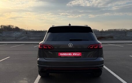 Volkswagen Touareg III, 2019 год, 6 600 000 рублей, 3 фотография