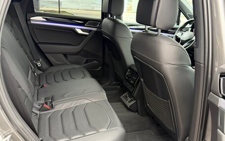 Volkswagen Touareg III, 2019 год, 6 600 000 рублей, 18 фотография