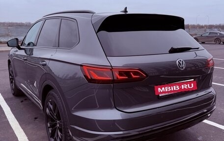 Volkswagen Touareg III, 2019 год, 6 600 000 рублей, 7 фотография