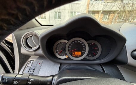 Toyota RAV4, 2006 год, 1 100 000 рублей, 12 фотография