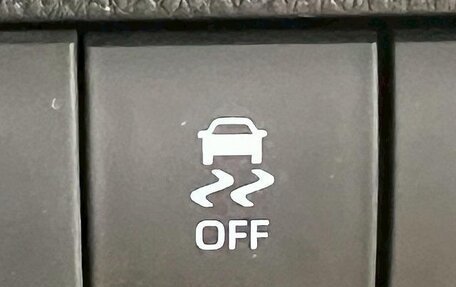 Toyota Harrier, 2024 год, 3 500 000 рублей, 16 фотография