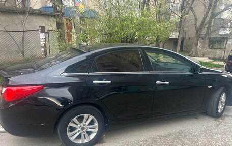 Hyundai Sonata VI, 2011 год, 1 200 000 рублей, 2 фотография