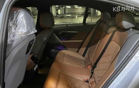 BMW 5 серия, 2025 год, 8 000 000 рублей, 10 фотография