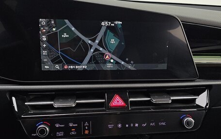 KIA Niro, 2022 год, 2 080 000 рублей, 15 фотография