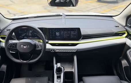 Geely Coolray I, 2023 год, 1 350 000 рублей, 10 фотография