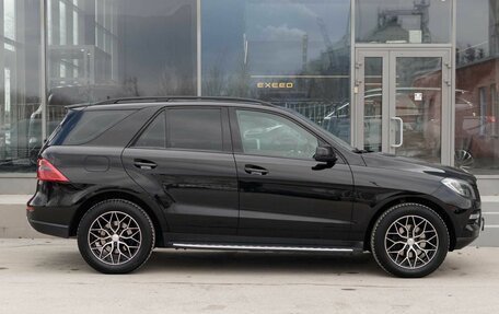 Mercedes-Benz M-Класс, 2014 год, 3 200 000 рублей, 4 фотография