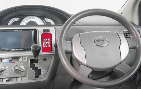 Toyota Raum II, 2005 год, 549 000 рублей, 14 фотография