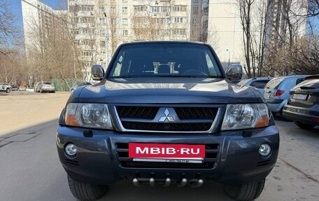 Mitsubishi Pajero III рестайлинг, 2006 год, 875 000 рублей, 2 фотография