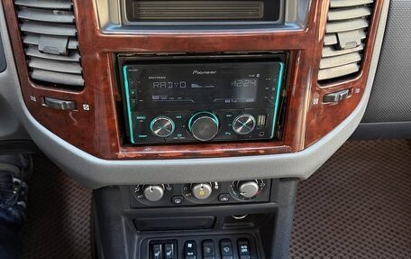 Mitsubishi Pajero III рестайлинг, 2006 год, 875 000 рублей, 27 фотография