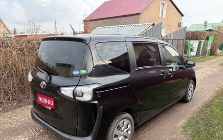 Toyota Sienta II, 2018 год, 1 250 000 рублей, 2 фотография