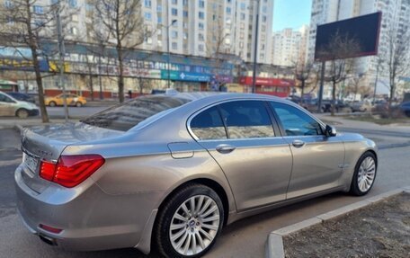 BMW 7 серия, 2011 год, 1 500 000 рублей, 15 фотография