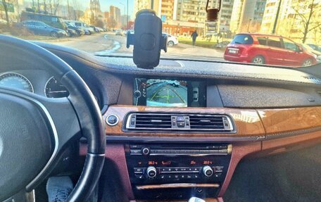 BMW 7 серия, 2011 год, 1 500 000 рублей, 19 фотография