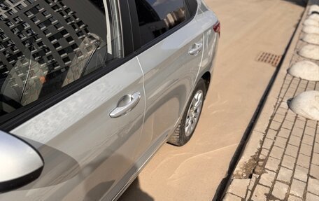 Hyundai Solaris II рестайлинг, 2021 год, 1 570 000 рублей, 4 фотография