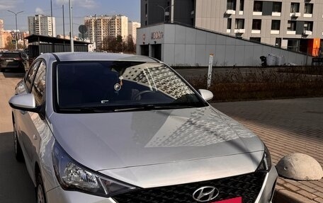 Hyundai Solaris II рестайлинг, 2021 год, 1 570 000 рублей, 9 фотография