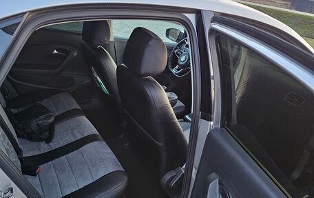 Volkswagen Polo VI (EU Market), 2018 год, 1 500 000 рублей, 13 фотография