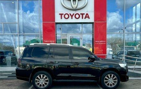 Toyota Land Cruiser 200, 2011 год, 3 490 000 рублей, 7 фотография