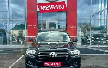 Toyota Land Cruiser 200, 2011 год, 3 490 000 рублей, 2 фотография