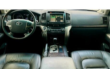 Toyota Land Cruiser 200, 2011 год, 3 490 000 рублей, 11 фотография