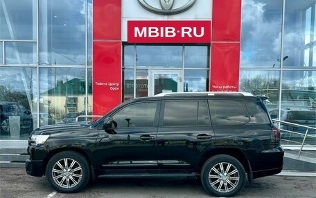 Toyota Land Cruiser 200, 2011 год, 3 490 000 рублей, 8 фотография