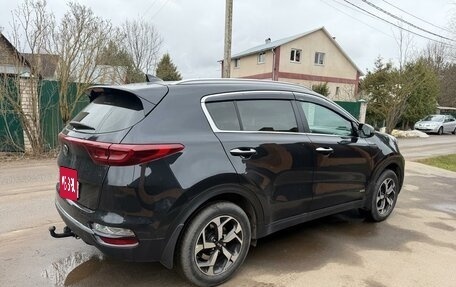 KIA Sportage IV рестайлинг, 2020 год, 2 300 000 рублей, 4 фотография