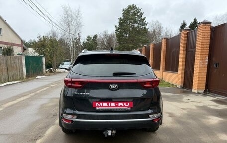 KIA Sportage IV рестайлинг, 2020 год, 2 300 000 рублей, 5 фотография