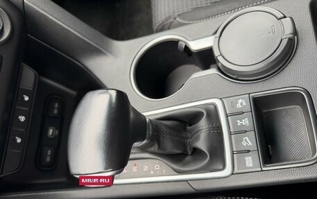 KIA Sportage IV рестайлинг, 2020 год, 2 300 000 рублей, 10 фотография