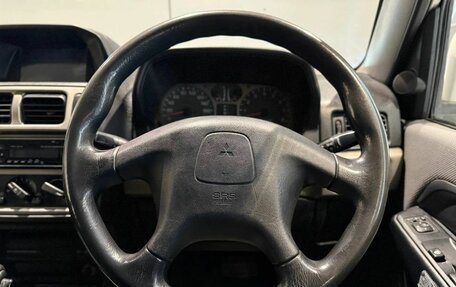 Mitsubishi Pajero iO, 1999 год, 495 000 рублей, 14 фотография