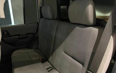 Mitsubishi Pajero iO, 1999 год, 495 000 рублей, 18 фотография