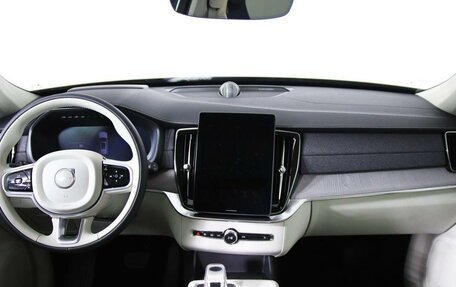 Volvo XC90 II рестайлинг, 2025 год, 12 218 280 рублей, 17 фотография