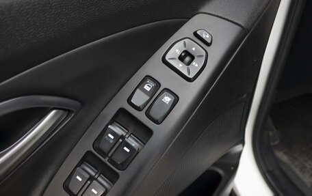 Hyundai ix35 I рестайлинг, 2014 год, 1 600 000 рублей, 18 фотография