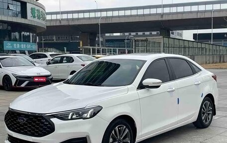 Ford Escort, 2022 год, 1 150 025 рублей, 1 фотография