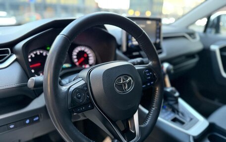 Toyota RAV4, 2020 год, 3 600 000 рублей, 7 фотография