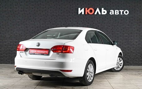 Volkswagen Jetta VI, 2013 год, 1 060 000 рублей, 4 фотография