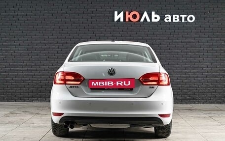 Volkswagen Jetta VI, 2013 год, 1 060 000 рублей, 5 фотография