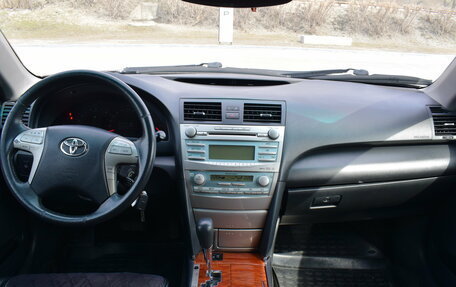 Toyota Camry, 2008 год, 1 097 000 рублей, 14 фотография