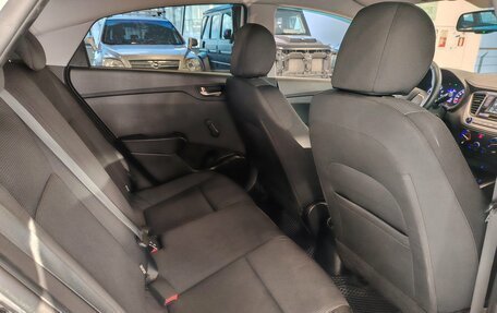 Hyundai Solaris II рестайлинг, 2017 год, 954 000 рублей, 8 фотография