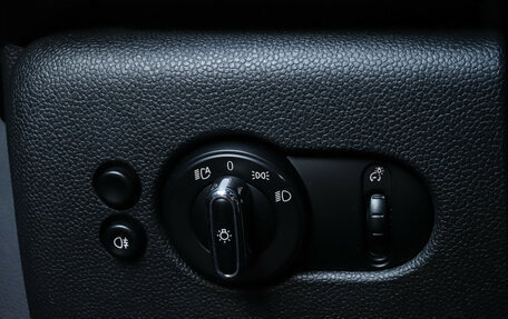 MINI Hatch, 2017 год, 2 370 000 рублей, 22 фотография