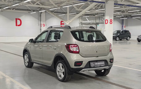 Renault Sandero II рестайлинг, 2016 год, 1 070 000 рублей, 8 фотография