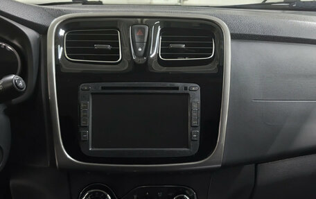 Renault Sandero II рестайлинг, 2016 год, 1 070 000 рублей, 18 фотография