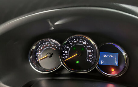 Renault Sandero II рестайлинг, 2016 год, 1 070 000 рублей, 16 фотография