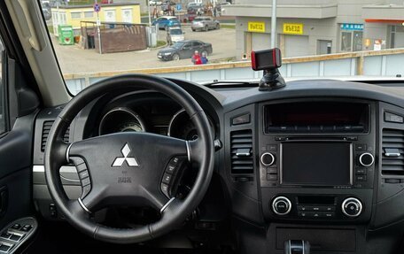 Mitsubishi Pajero IV, 2013 год, 2 345 000 рублей, 11 фотография