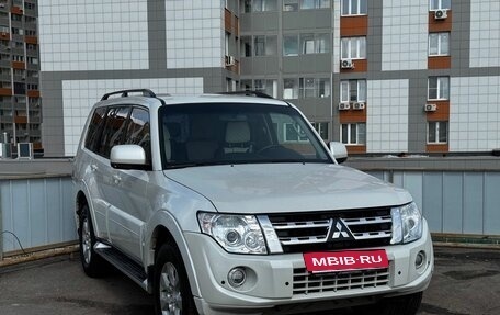 Mitsubishi Pajero IV, 2013 год, 2 345 000 рублей, 3 фотография