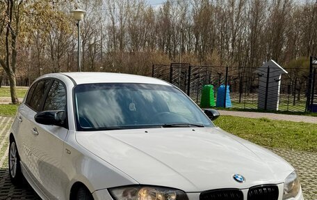 BMW 1 серия, 2009 год, 700 000 рублей, 3 фотография