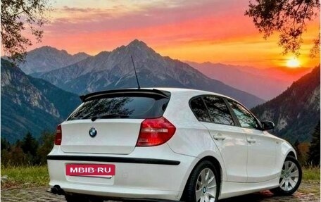 BMW 1 серия, 2009 год, 700 000 рублей, 2 фотография